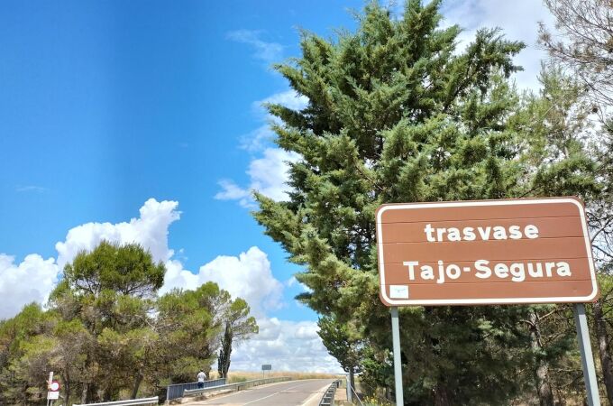 MURCIA.-Agua.- López Miras defenderá el martes en el Congreso la proposición de ley de la Asamblea para mantener el Tajo-Segura
