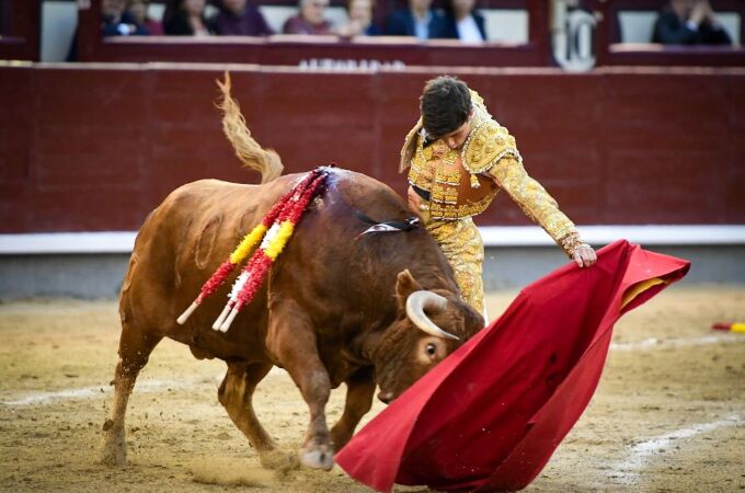 Gran muletazo de Aarón Palacio