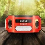 Linterna, radio y batería solar en un solo aparato por muy poco, ideal para camping y apagones