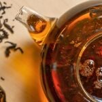 El té puede "frenar el envejecimiento": lo ha confirmado un estudio de Harvard que midió salud mental y física