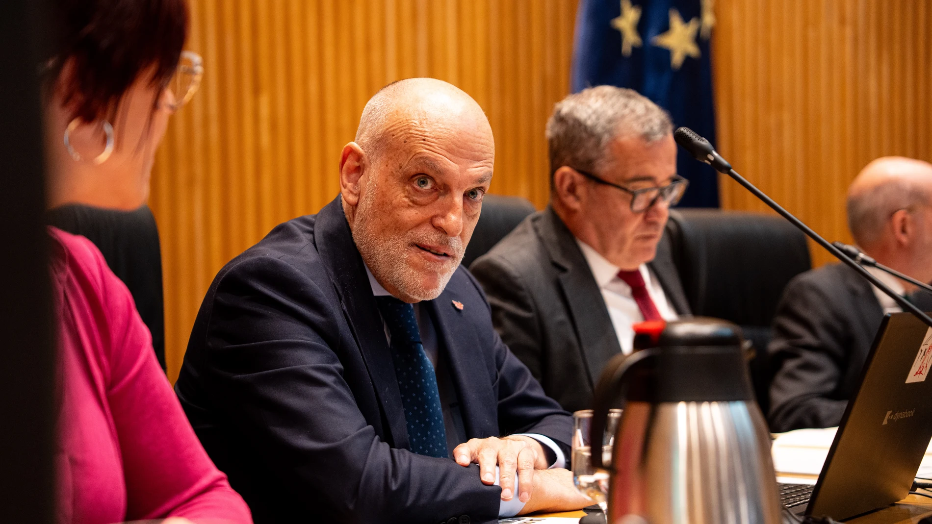El presidente de LALIGA, Javier Tebas Medrano, comparece en Comisión de Educación, Formación Profesional y Deportes, en el Congreso de los Diputados, a 13 de mayo de 2025, en Madrid (España). Según Tebas, el fin de su comparecencia es trasladar su visión sobre el futuro de la industria del fútbol, ante los desafíos y retos que enfrenta en la actualidad. La comisión decidirá también sobre la solicitud de prórroga de los trabajos de la subcomisión relativa al Estatuto del Deportista. 13 MAYO 2...