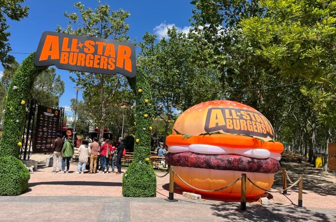 Torrejón de Ardoz se convierte en capital de la hamburguesa con el festival "All Star Burgers"