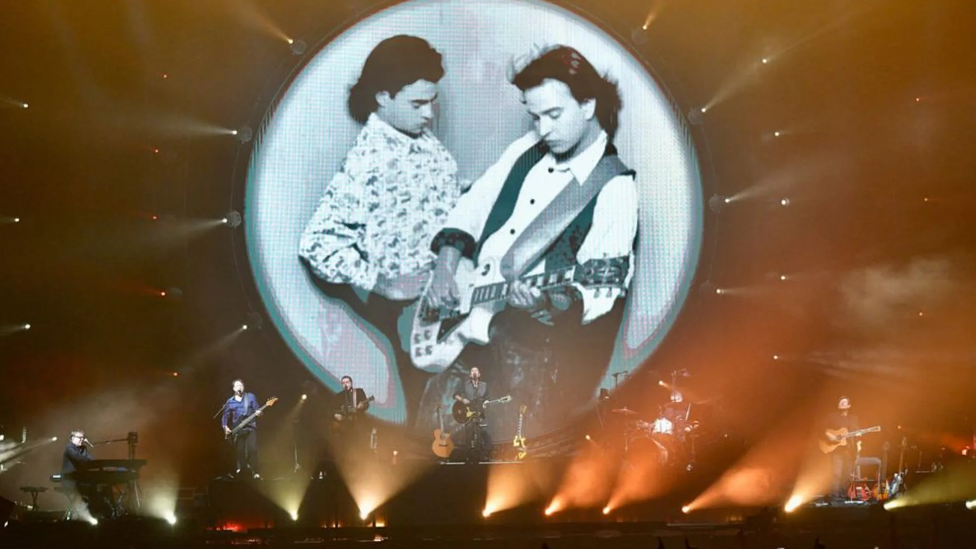Los Secretos en un concierto