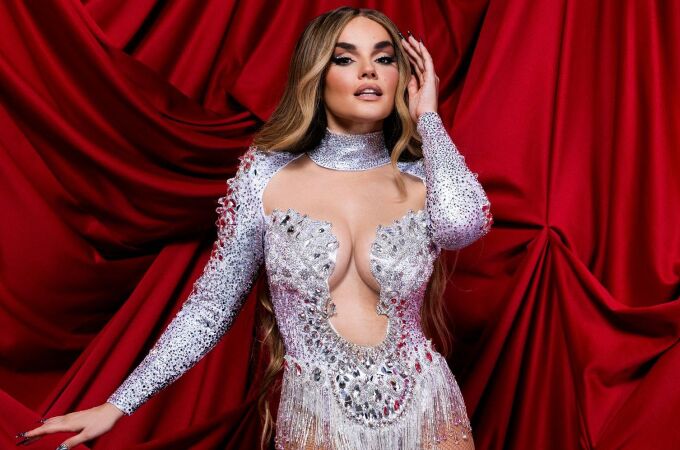 El look de Melody en Eurovisión.
