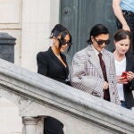 Kim Kardashian testifies in robbery trial in Paris