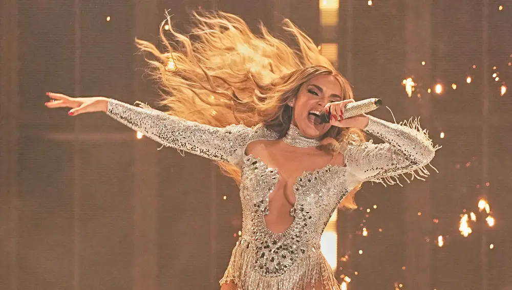 Melody en la primera semifinal de Eurovisión.