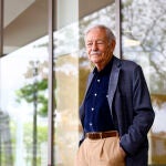 El escritor Eduardo Mendoza, Premio Princesa de Asturias de las Letras
