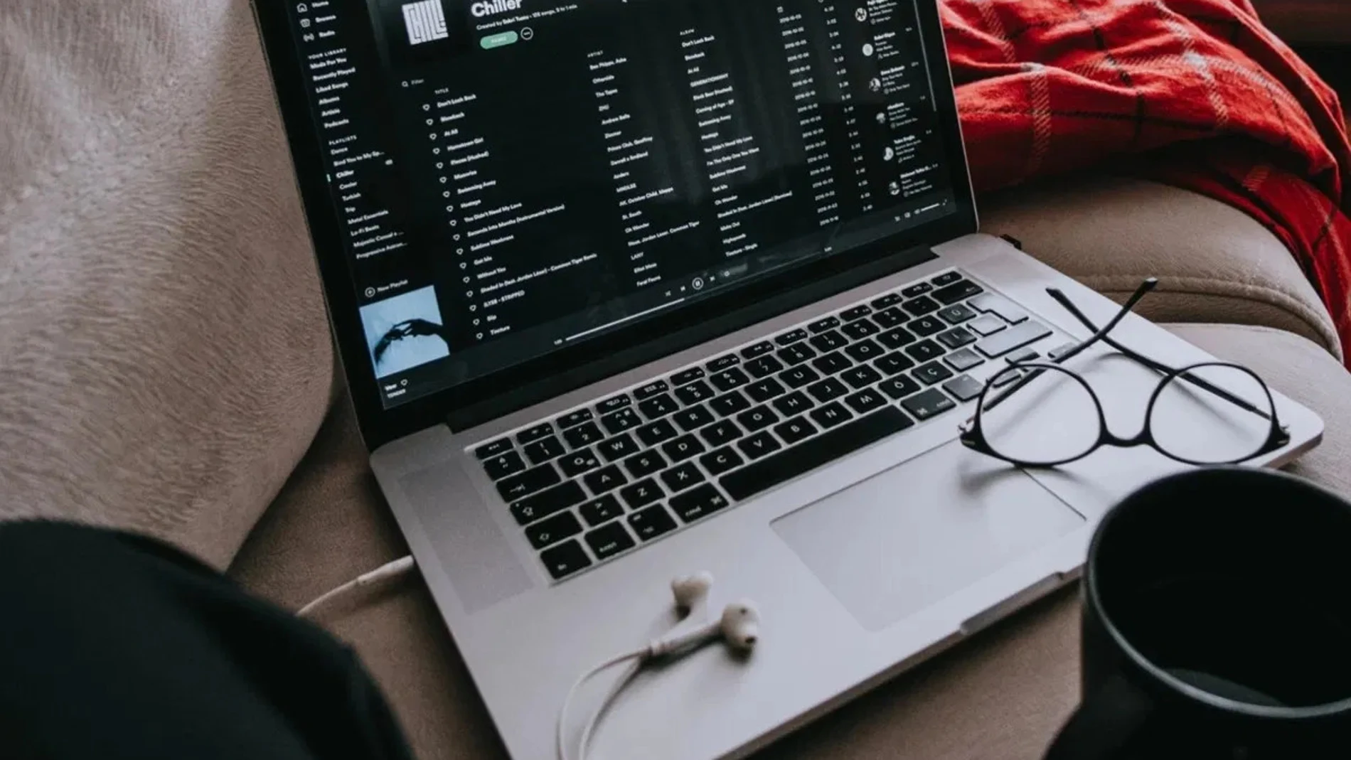 Guía imprescindible para descargar música gratis y de forma segura en 2025