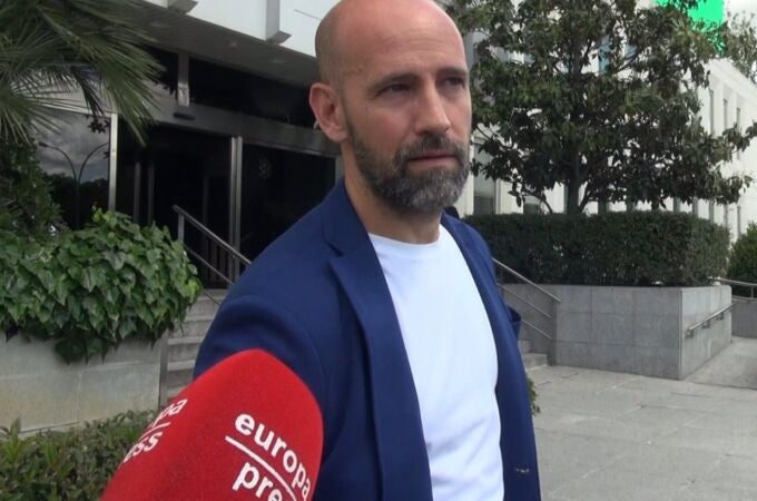 Gonzalo Miró toma una decisión ante la polémica entre Amaia Montero y Cayetana Guillén Cuervo