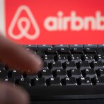 Economía.- (AMP) Airbnb ofrece casi 2.000 servicios y experiencias en España tras lanzar su nueva línea de negocio