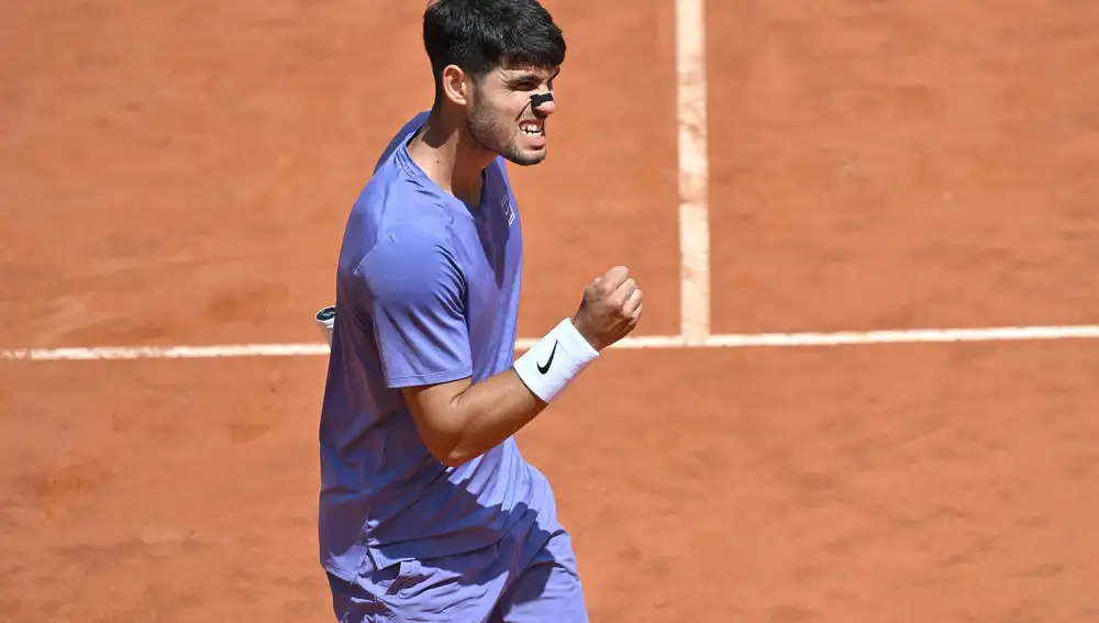 Tenis/Roma.- AMP.- Un buen Alcaraz se mete en las semifinales de Roma y recupera el número dos mundial
