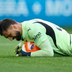 Deportivo Alaves v Valencia CF - LaLiga EA Sports