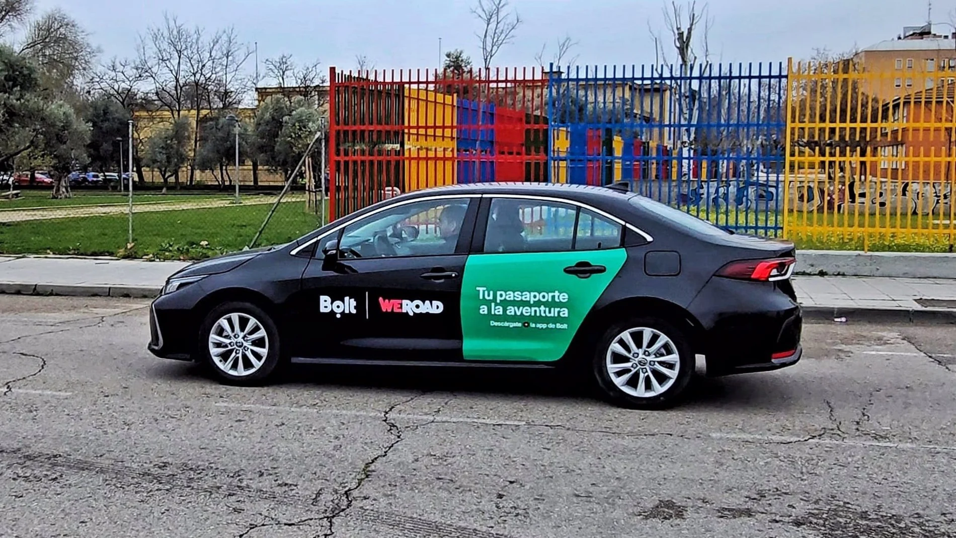 Bolt se opone a la avalancha de 8.500 nuevas licencias VTC a Cabify en Madrid