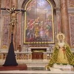 Imagen histórica: El Cachorro y La Esperanza presiden la capilla de la Presentación de la Virgen en San Pedro en el Vaticano