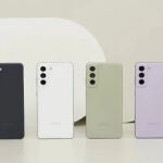 El Samsung Galaxy S21 FE en cuatro de sus cinco colores disonibles