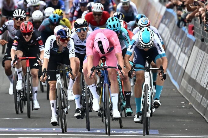 Giro d'Italia cycling race - Stage 5