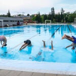 Las piscinas municipales de Madrid abren este jueves con cuatro recintos aún en obras