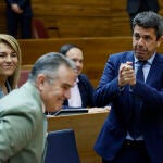El presidente de la Generalitat, a su llegada al Parlamento