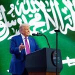 Irán.- Trump cree que está "muy cerca" un acuerdo con Irán aunque amenaza con "una violencia jamás vista" si no se logra