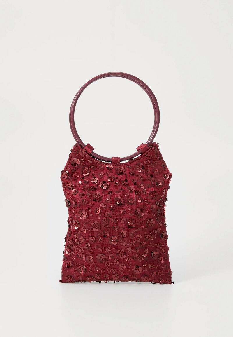 Bolso abalorios.