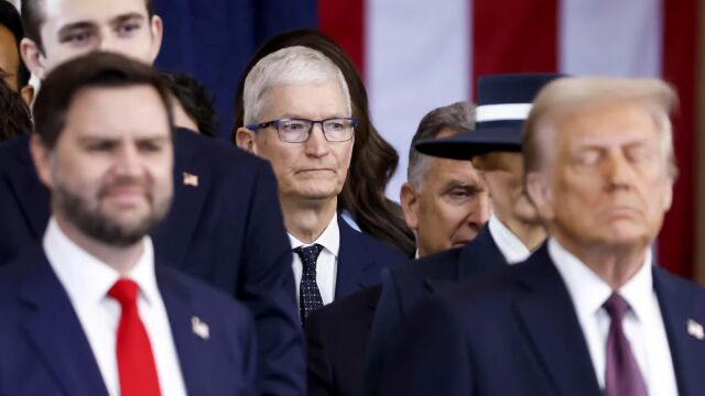 A Donald Trump no le gusta la solución de Apple para evitar los aranceles de Estados Unidos a China
