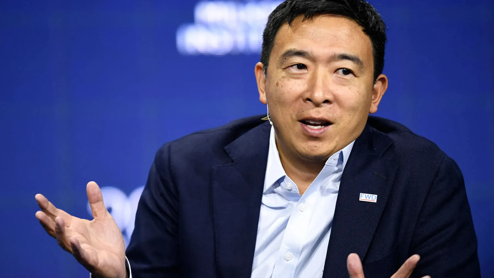Andrew Yang, ex-candidato a ser presidente de los EE. UU.: "Los camiones autónomos provocarán disturbios y violencia masiva"