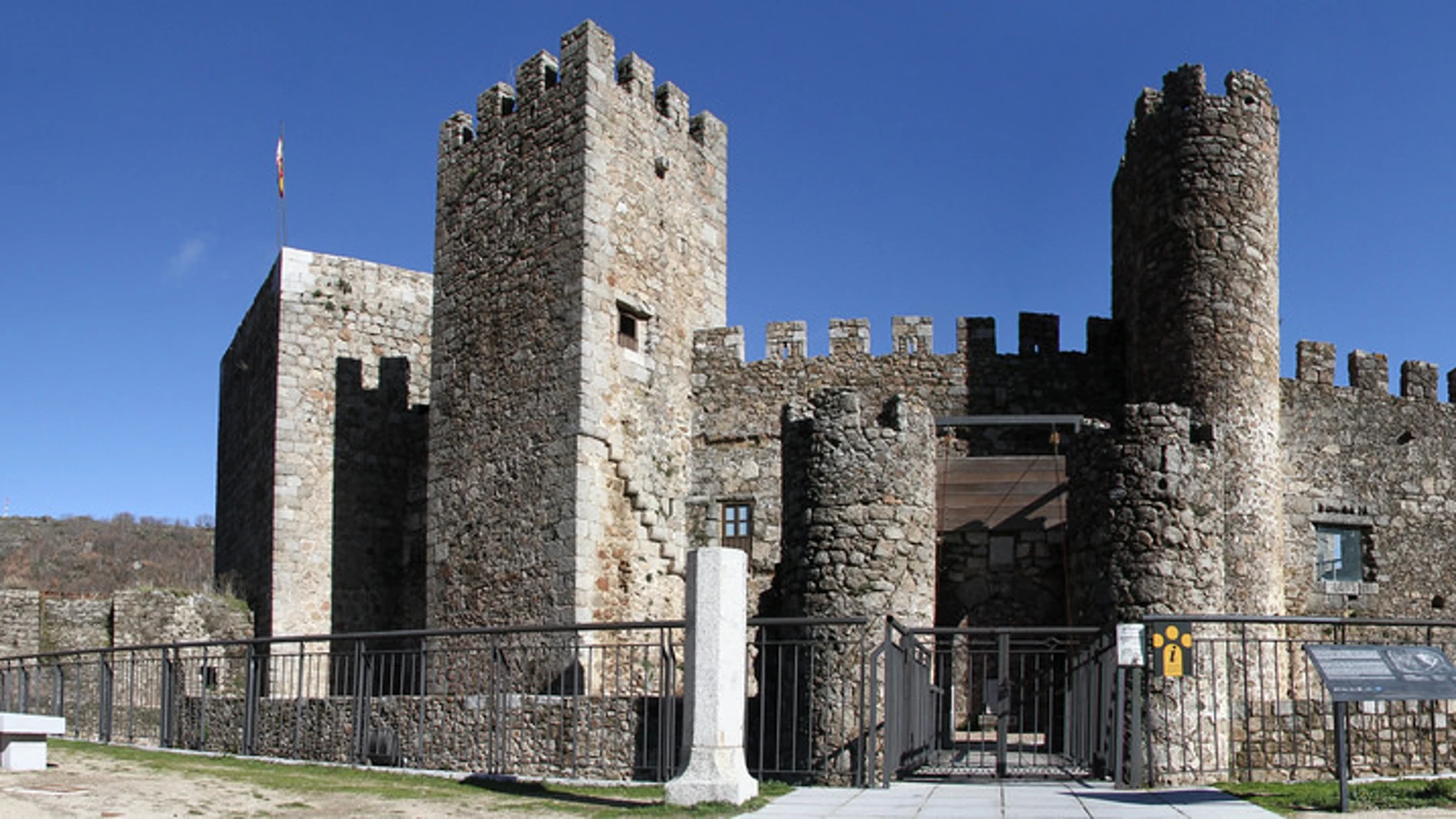 Castillo de San Vicente en Montemayor