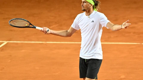 Zverev se queja durante su partido ante Musetti