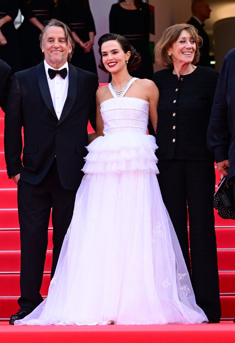Zoey Deutch en el Festival de Cannes 2025.