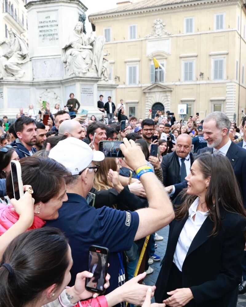 La Reina Letizia en su llegada a Roma.