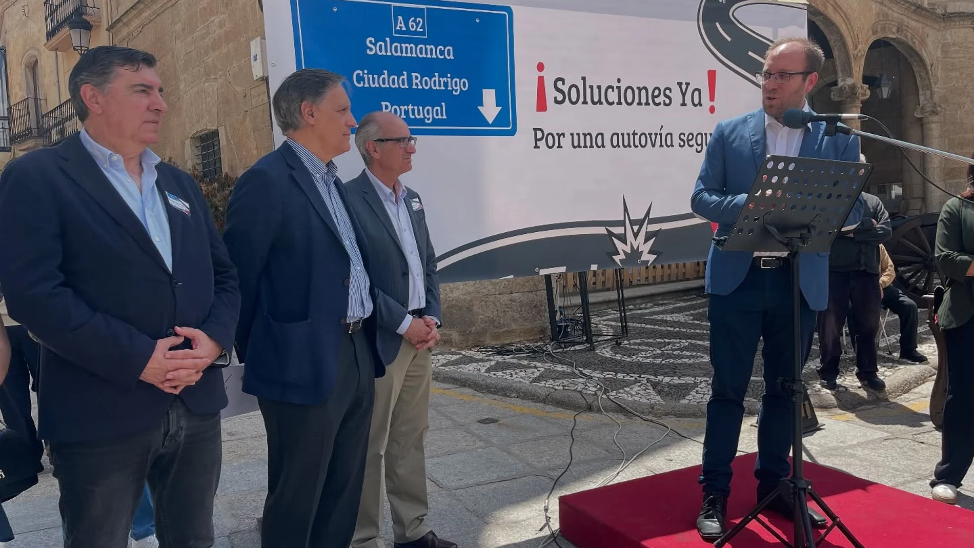 Frente común en Salamanca para la mejora y rehabilitación de la A-62