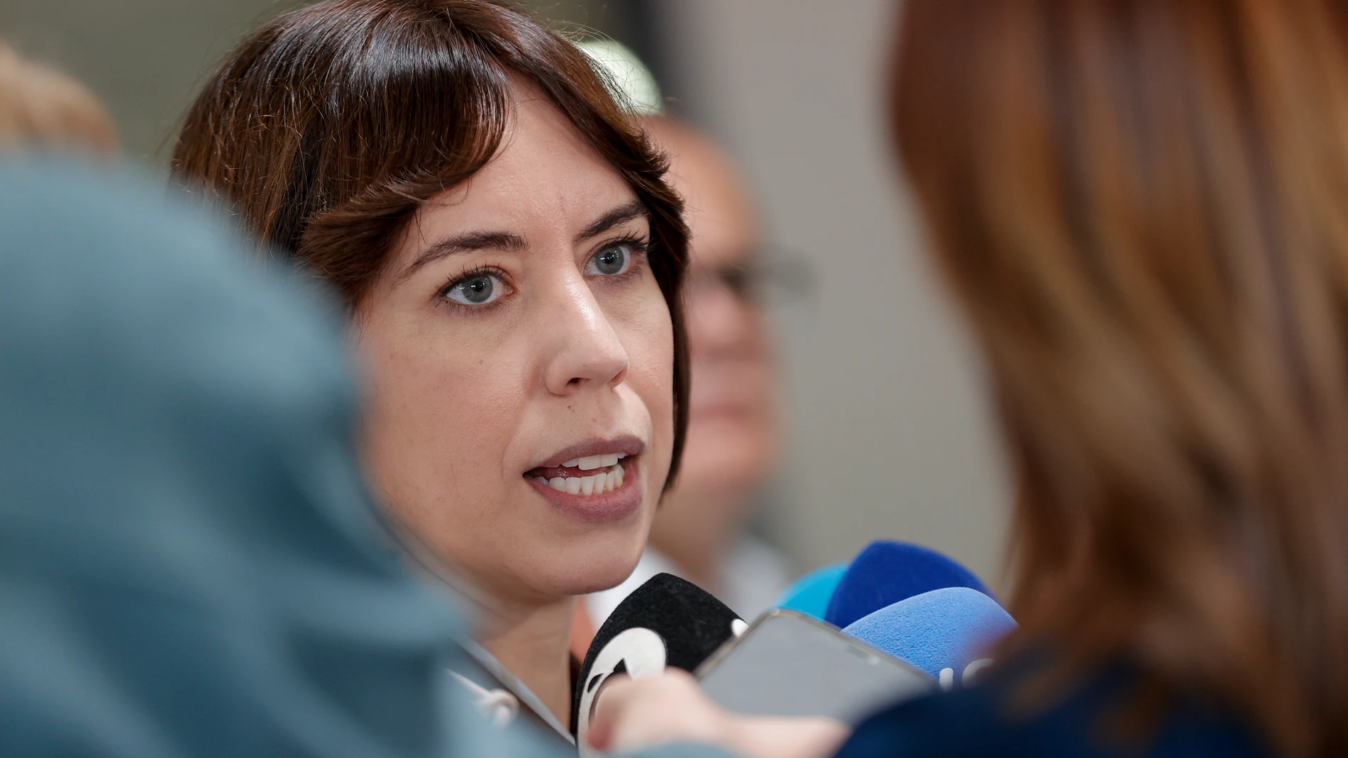 Morant (PSPV) dice que su primer acto, si llega a presidenta de la Generalitat, será recibir a las víctimas de la dana