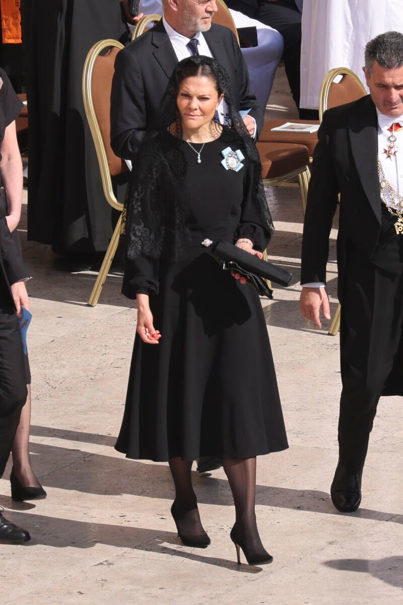 Victoria de Suecia en la misa de inicio de pontificado de León XIV.