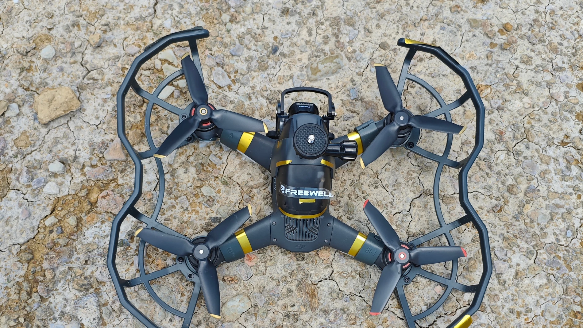 La Guardia Civil detiene a un individuo por sobrevolar con un dron la central nuclear de Cofrentes