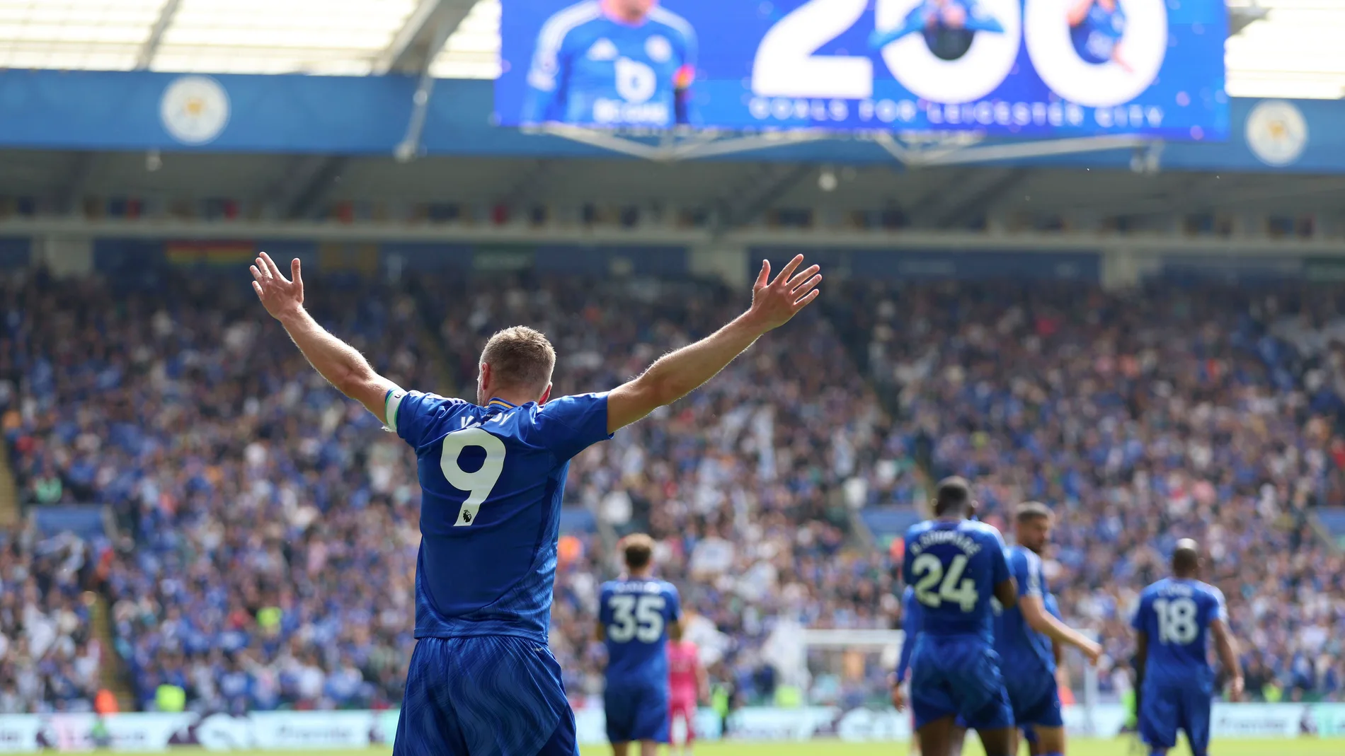 Jamie Vardy celebra su gol 200 en el último partido vistiendo los colores del Leicester City