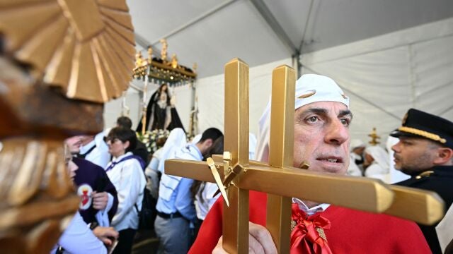 Más de 2.000 personas tomaron parte en la procesión en Roma