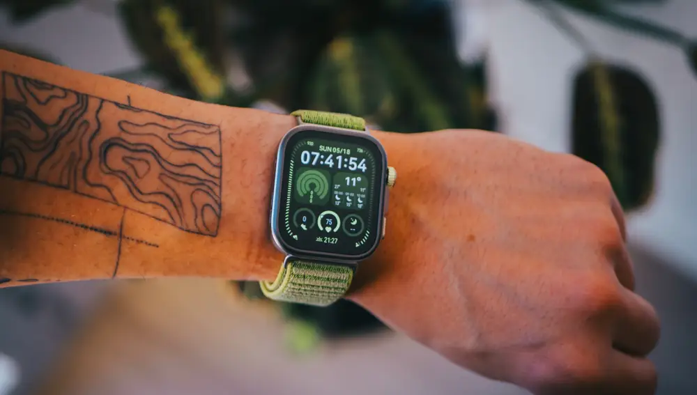 El Watch Fit 4 Pro es la prueba de que no hace falta gastar mucho dinero para tener un smartwatch completo y equilibrado