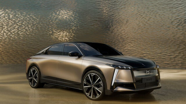 Número 8, la nueva gran berlina de la marca DS