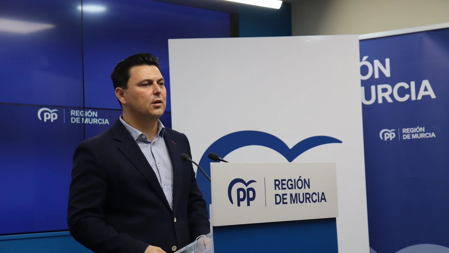 Luengo valora el peso nacional del PP murciano con López Miras al frente de la Ponencia de Estatutos