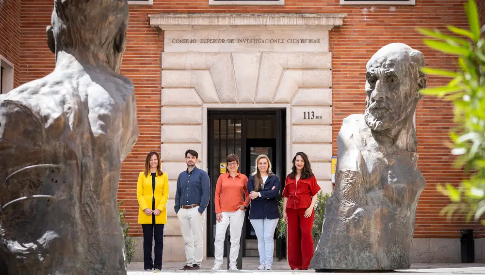 Marta Navarrete, Samuel Fernández, Isabel Portero, Marta Miguel y Eva Jiménez