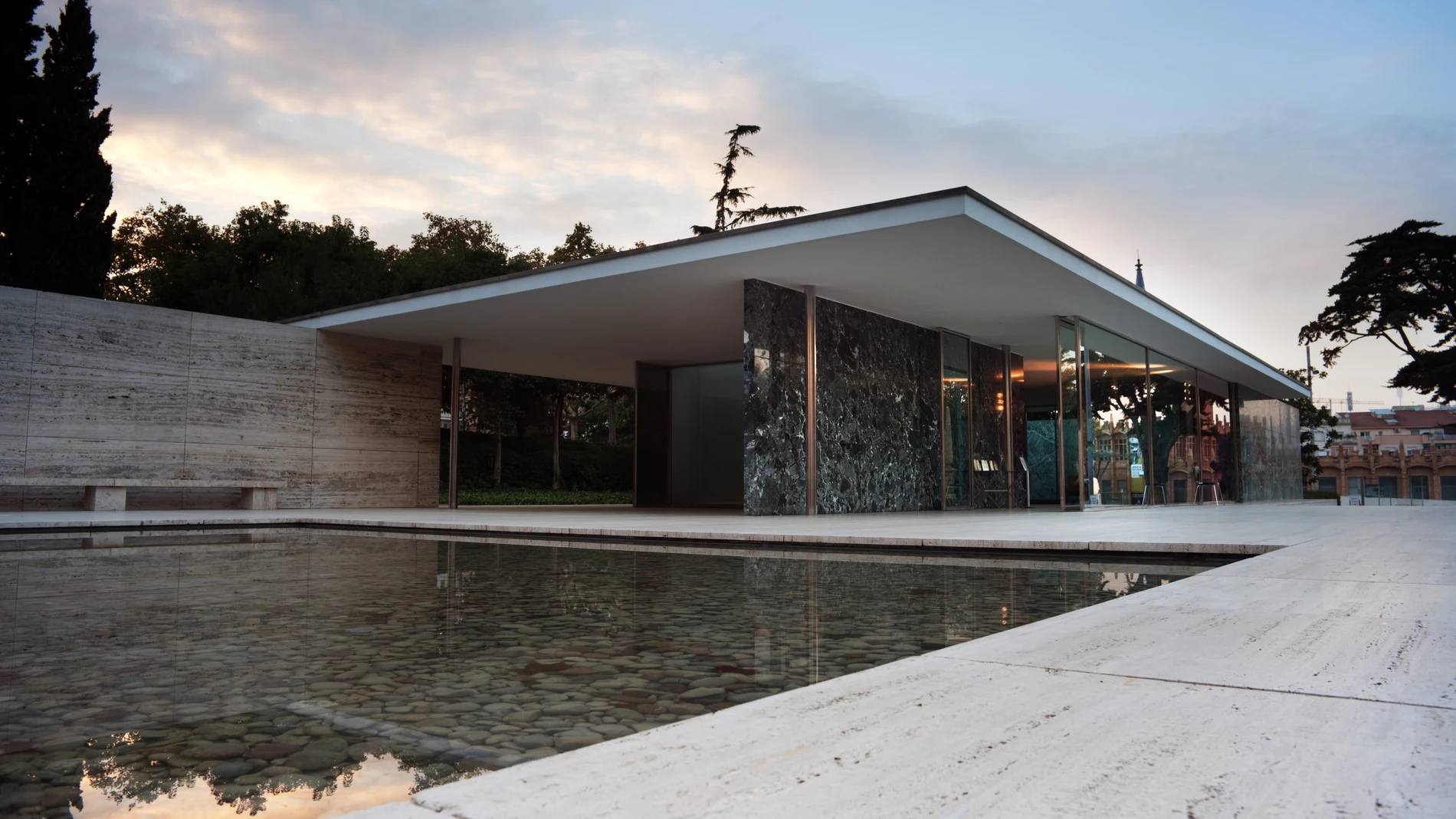 El pabellón de Mies Van der Rohe en Barcelona