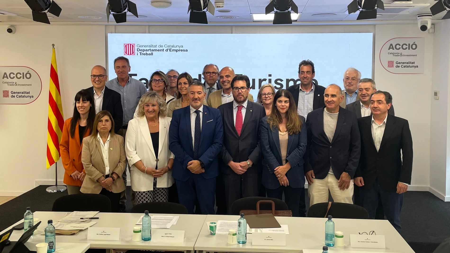 Reunión de reactivación del Consell de la Taula del Turisme de Catalunya, con el conseller de Empresa y Trabajo, Miquel Sàmper, y la directora general de Turismo, Cristina Lagé EUROPA PRESS 19/05/2025
