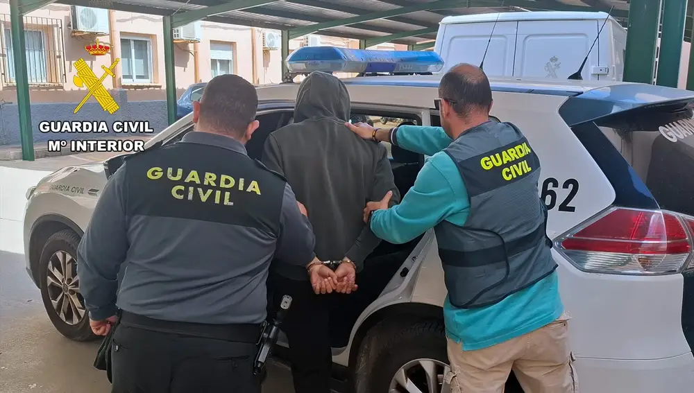 Desarticulan en Águilas (Murcia) una banda juvenil dedicada al robo en viviendas