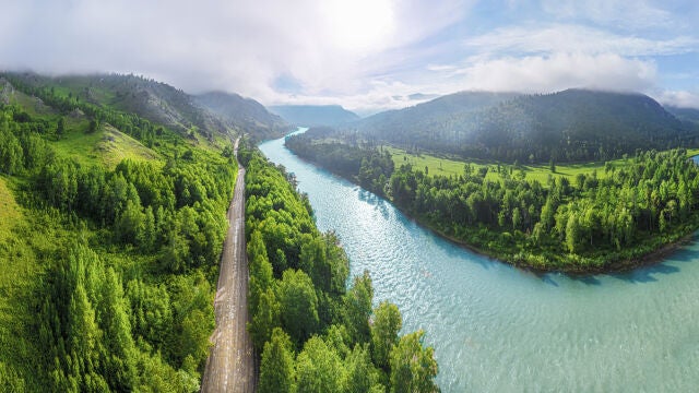 Europa cuenta con algunos ríos importantes como el Volga, el más largo del continente, o el Danubio, así como el Rin, Sena o Tajo