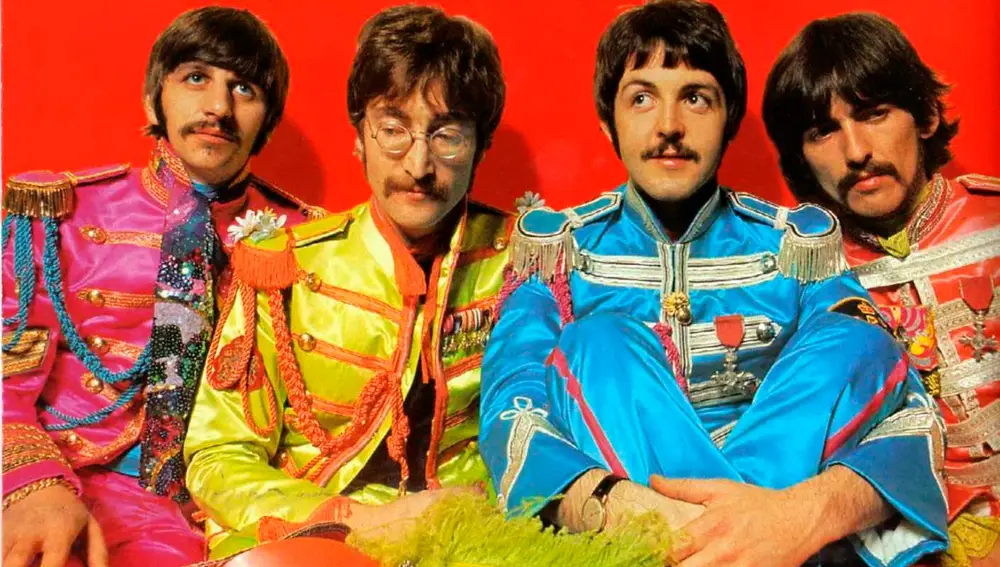 Discos como Sgt. Pepper's Lonely Hearts Club Band de los Beatles sirvieron para darle más relevancia e impacto al LP de 12 pulgadas