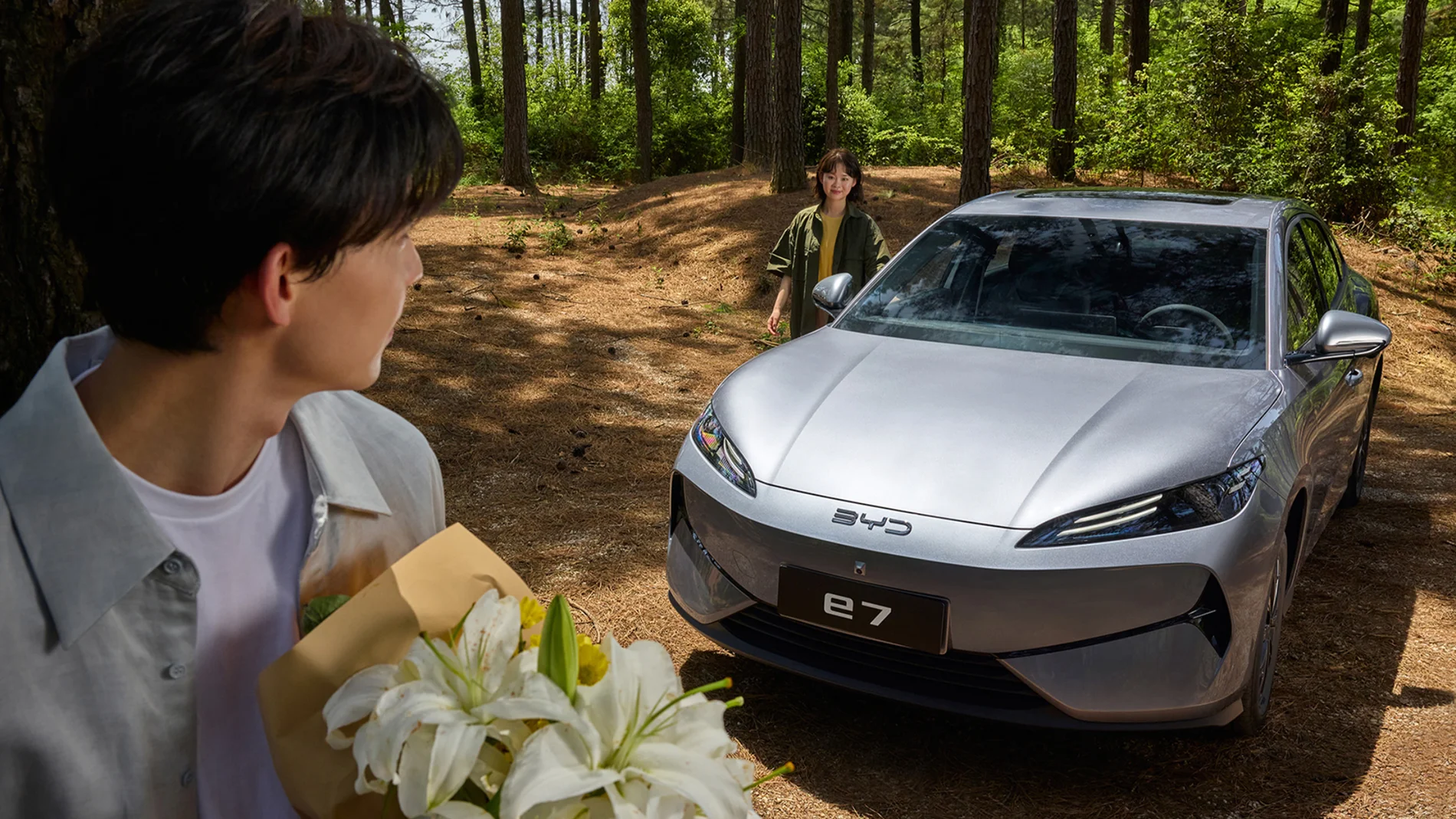 La parte frontal del BYD e7
