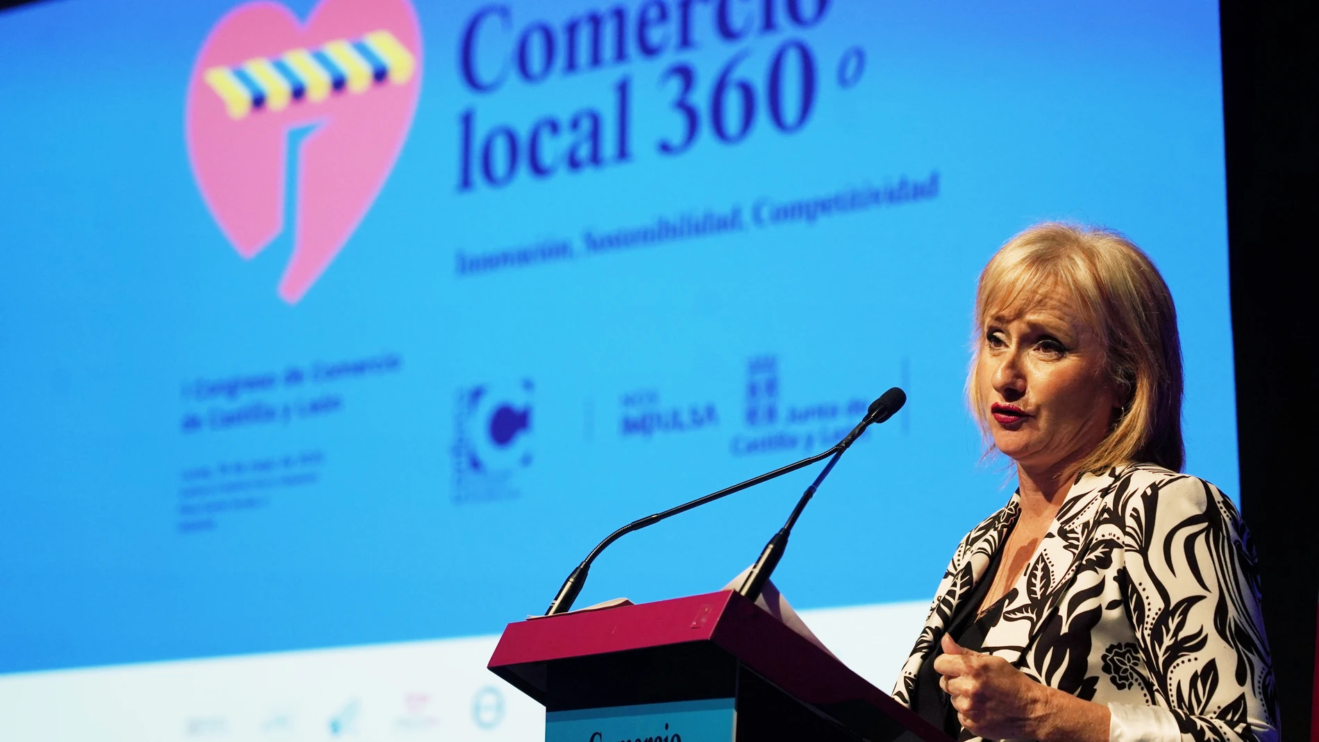 La consejera de Industria, Comercio y Empleo, Leticia García, inaugura el I Congreso de Comercio de Castilla y León.