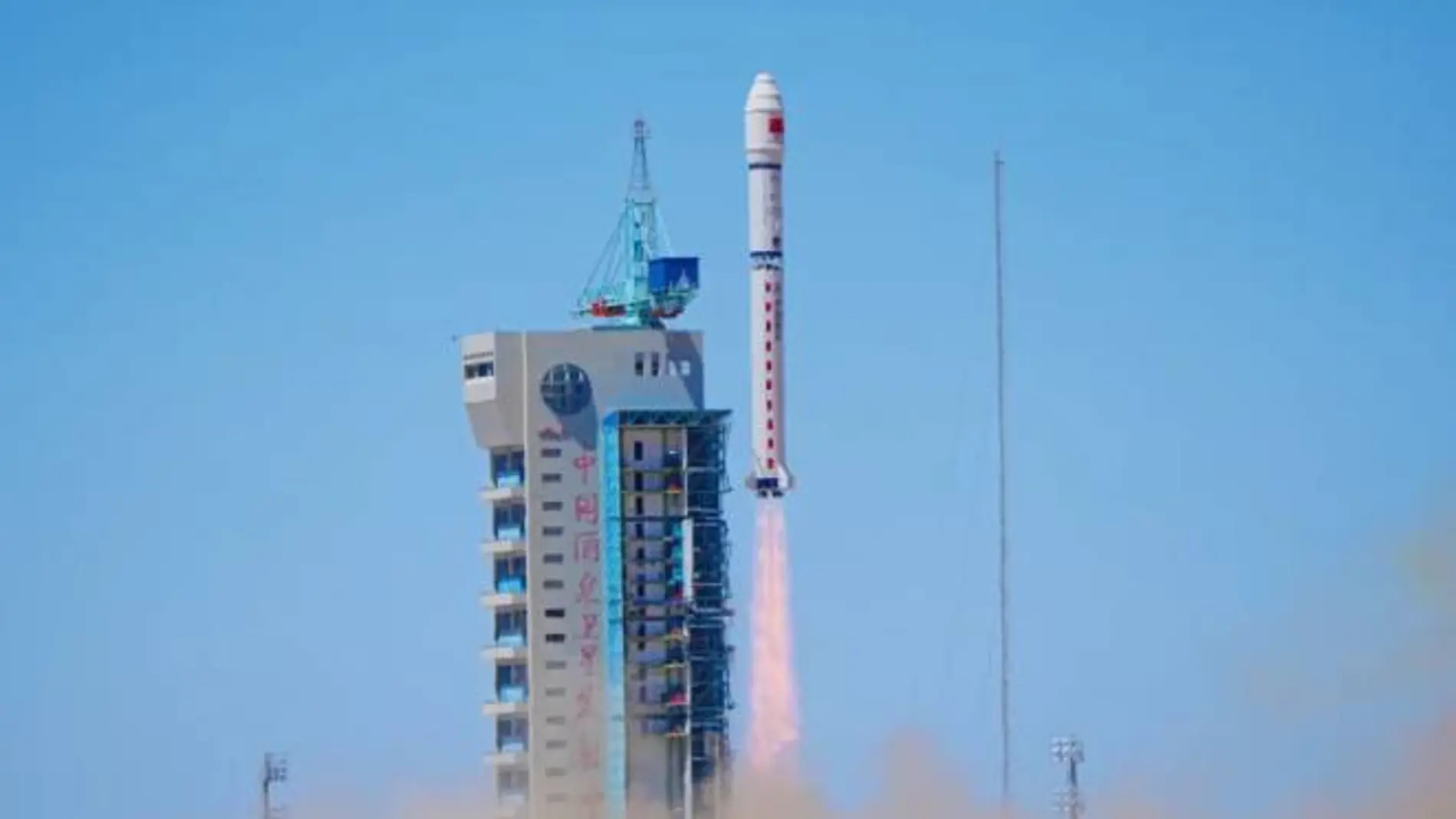 China lanza los primeros 12 satélites de su red orbital de superordenadores IA que llegará a los 2.800.