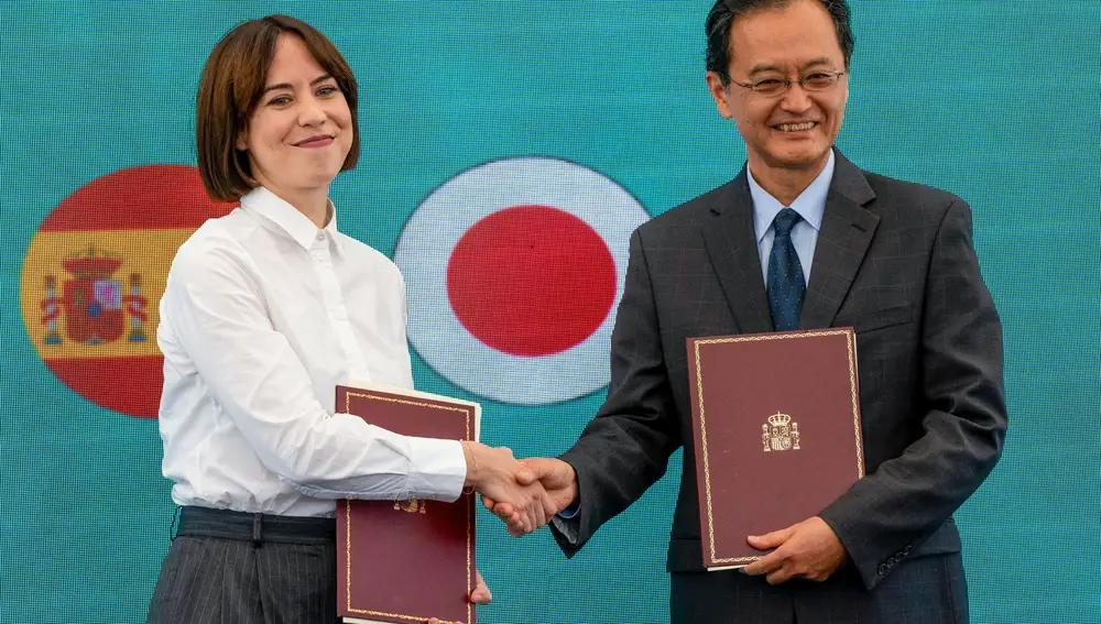 Colocación de la primera piedra del acelerador de partículas IFMIF-DONES