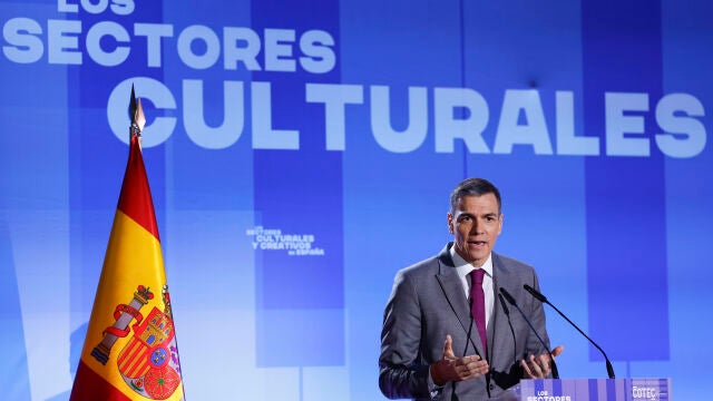 Pedro Sánchez asiste a la clausura de la presentación del informe 'Los sectores culturales y creativos en España' de la Fundación COTEC